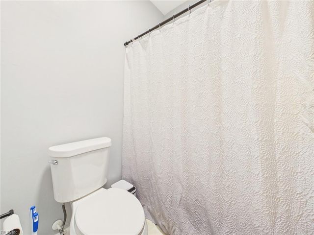 5128 Chayote CT, Virginia Beach, VA 23462