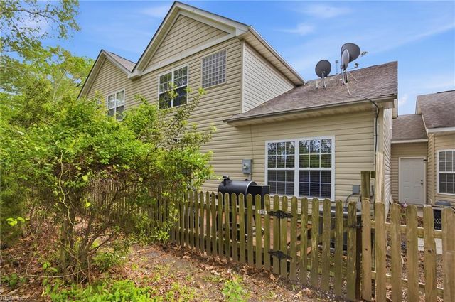 5128 Chayote CT, Virginia Beach, VA 23462