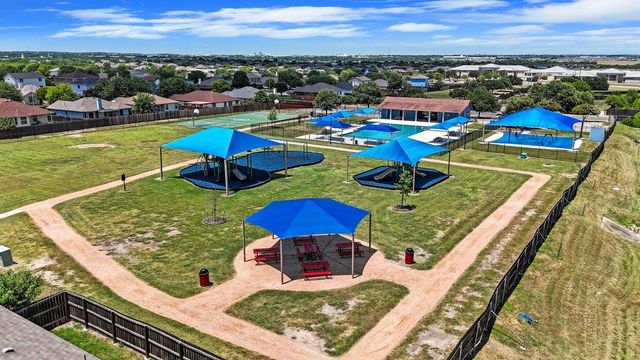 752 Atlantis, Kyle, TX 78640