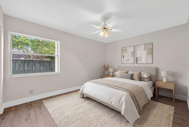 9549 NW 9th Court, Plantation, FL 33324