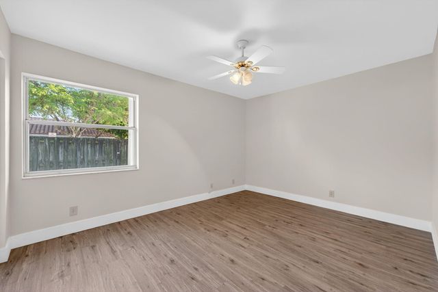 9549 NW 9th Court, Plantation, FL 33324