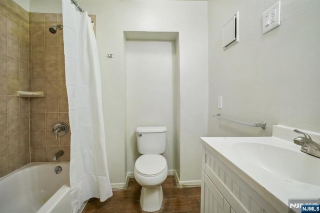 1470B Liberty Avenue, Hillside, NJ 07205