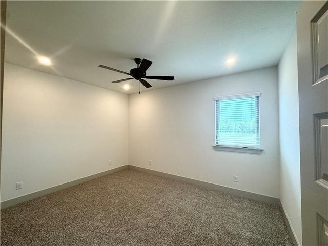 2904 SW Little Elm Loop, Bentonville, AR 72713