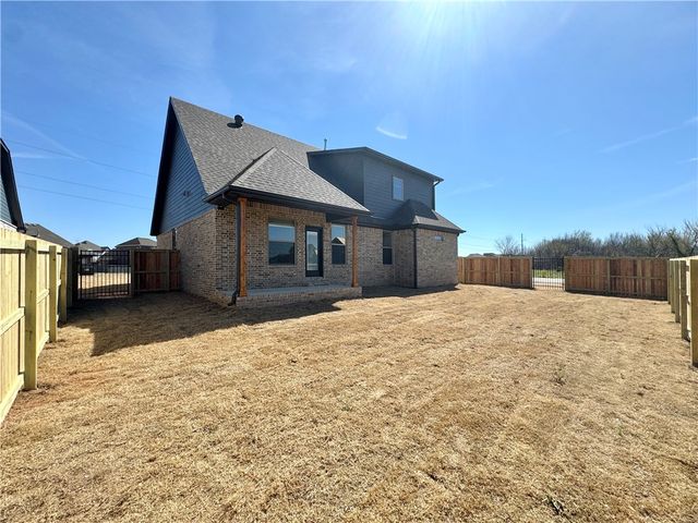 2904 SW Little Elm Loop, Bentonville, AR 72713