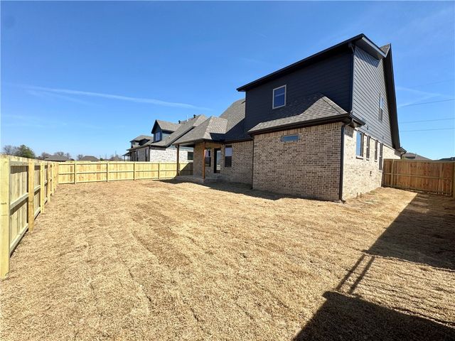 2904 SW Little Elm Loop, Bentonville, AR 72713