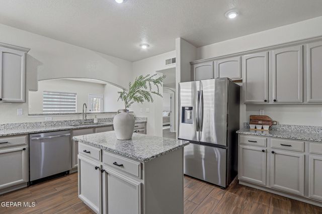 3121 TIERRA PAOLA Lane, El Paso, TX 79938