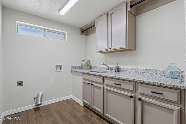 3121 TIERRA PAOLA Lane, El Paso, TX 79938