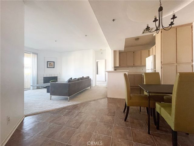 535 Magnolia Avenue 211, Long Beach, CA 90802