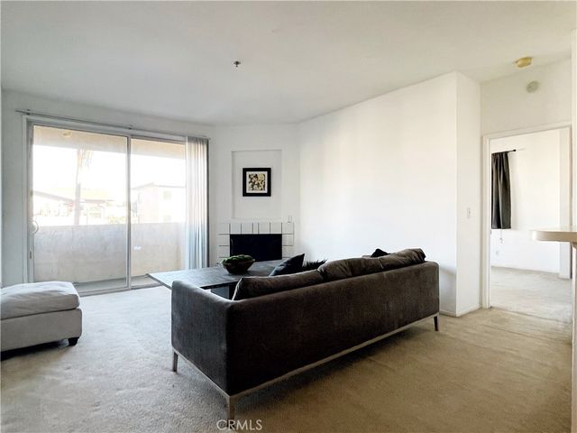 535 Magnolia Avenue 211, Long Beach, CA 90802