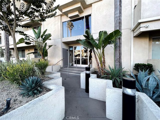 535 Magnolia Avenue 211, Long Beach, CA 90802