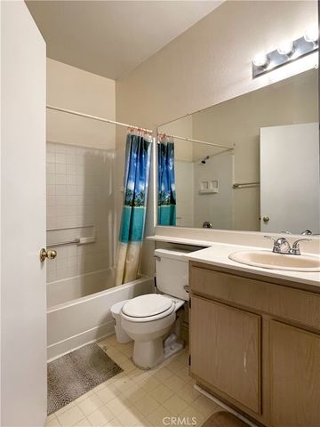 535 Magnolia Avenue 211, Long Beach, CA 90802