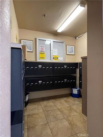 535 Magnolia Avenue 211, Long Beach, CA 90802