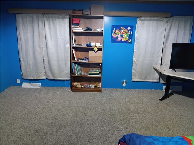 129 Shaner Dr, Buffalo Twp, PA 16055