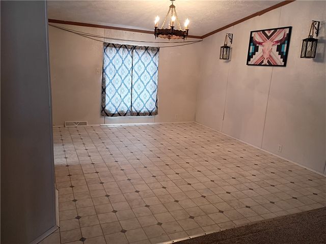 129 Shaner Dr, Buffalo Twp, PA 16055