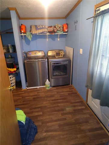 129 Shaner Dr, Buffalo Twp, PA 16055