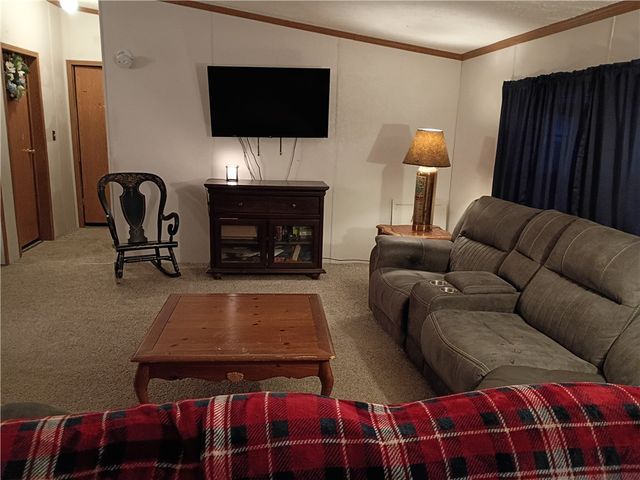 129 Shaner Dr, Buffalo Twp, PA 16055