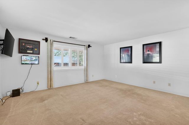 5117 Cutty Sark Ln, Shingle Springs, CA 95682