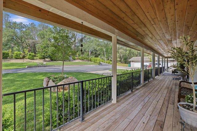 5117 Cutty Sark Ln, Shingle Springs, CA 95682