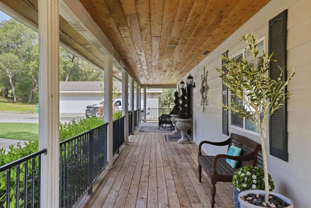 5117 Cutty Sark Ln, Shingle Springs, CA 95682