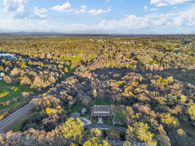 5117 Cutty Sark Ln, Shingle Springs, CA 95682