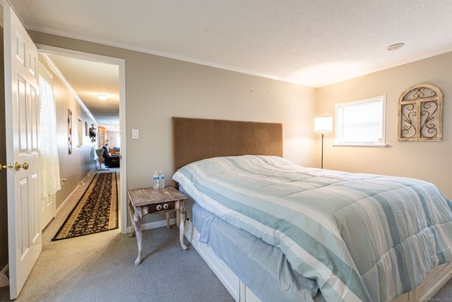 15 Sioux Road, East Hartford, CT 06118