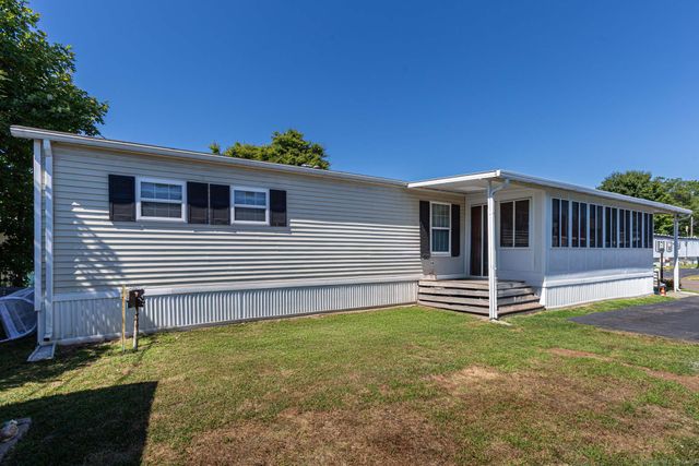 15 Sioux Road, East Hartford, CT 06118