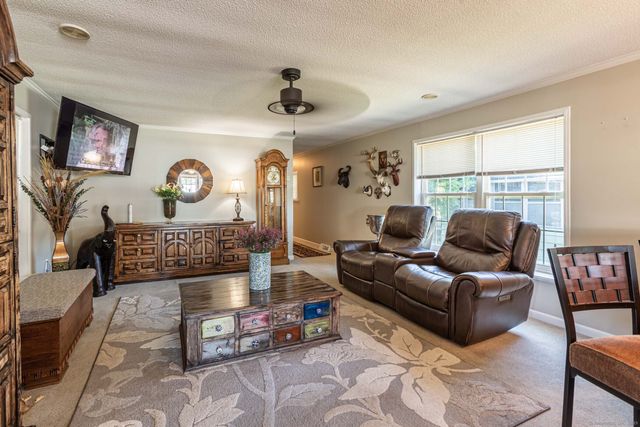 15 Sioux Road, East Hartford, CT 06118