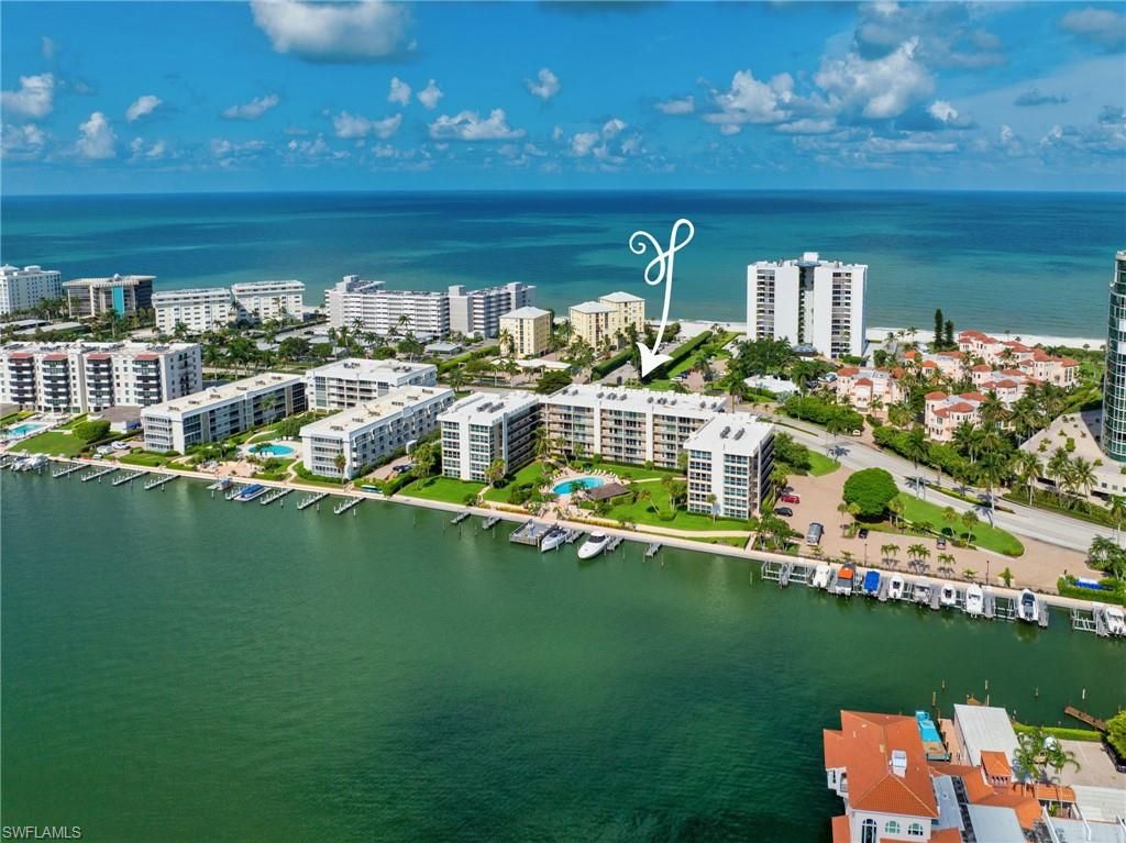 3500 Gulf Shore BLVD N 104, NAPLES, FL 34103 — exterior