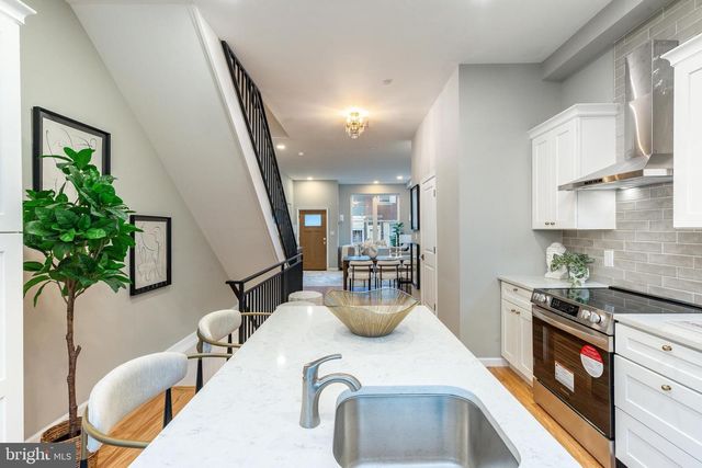 109 WATKINS ST, Philadelphia, PA 19148