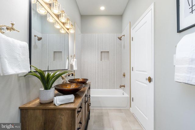 109 WATKINS ST, Philadelphia, PA 19148