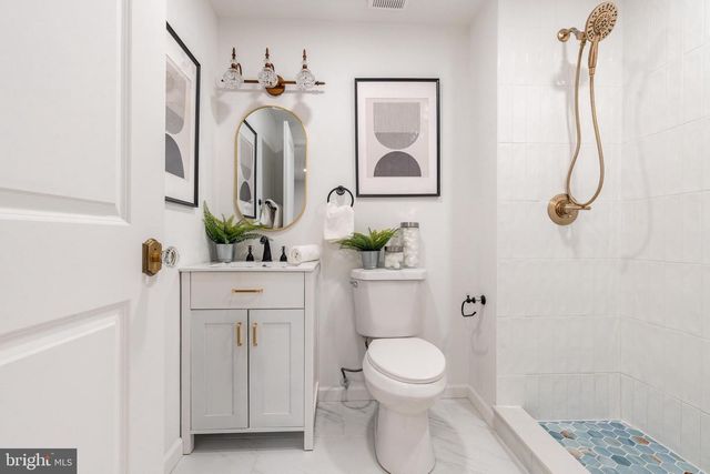 109 WATKINS ST, Philadelphia, PA 19148