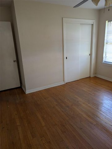 146 W Brenda Street, Houston, TX 77076