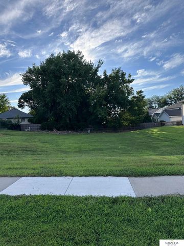 543 Lamont Drive, Lincoln, NE 68528