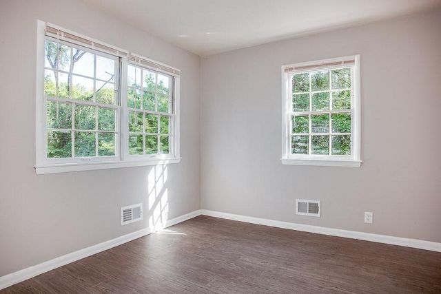 8007 Blue Ridge Boulevard, Raytown, MO 64138