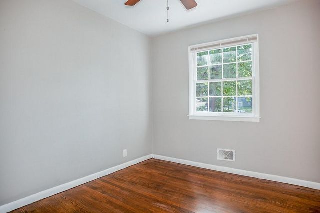 8007 Blue Ridge Boulevard, Raytown, MO 64138