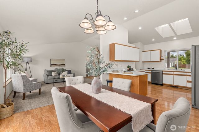 9024 Applegate Loop SW, Rochester, WA 98579
