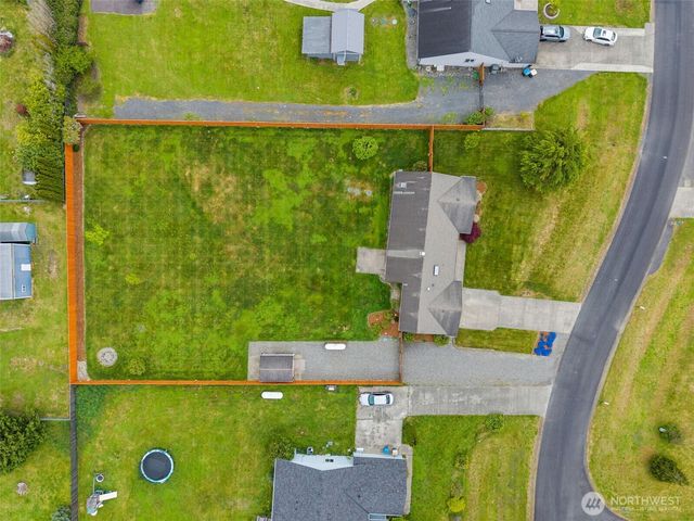 9024 Applegate Loop SW, Rochester, WA 98579