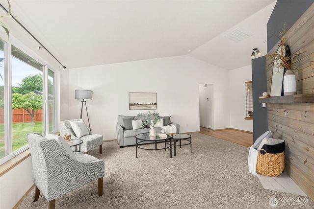 9024 Applegate Loop SW, Rochester, WA 98579