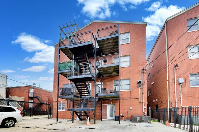 519 S Maplewood Avenue 4N, Chicago, IL 60612