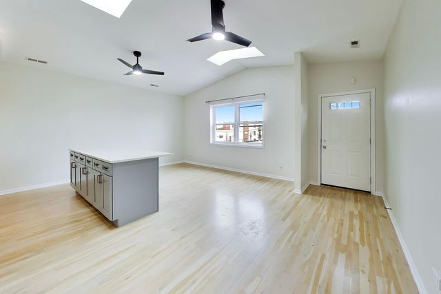 519 S Maplewood Avenue 4N, Chicago, IL 60612