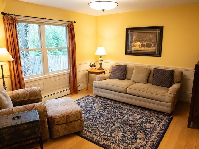 62 Summit Circle, Shelburne, VT 05482