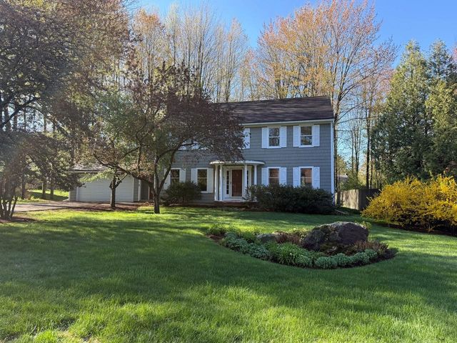 62 Summit Circle, Shelburne, VT 05482
