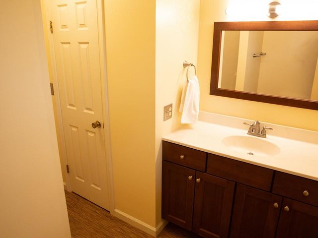 62 Summit Circle, Shelburne, VT 05482