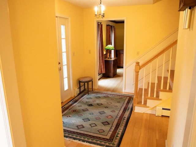 62 Summit Circle, Shelburne, VT 05482