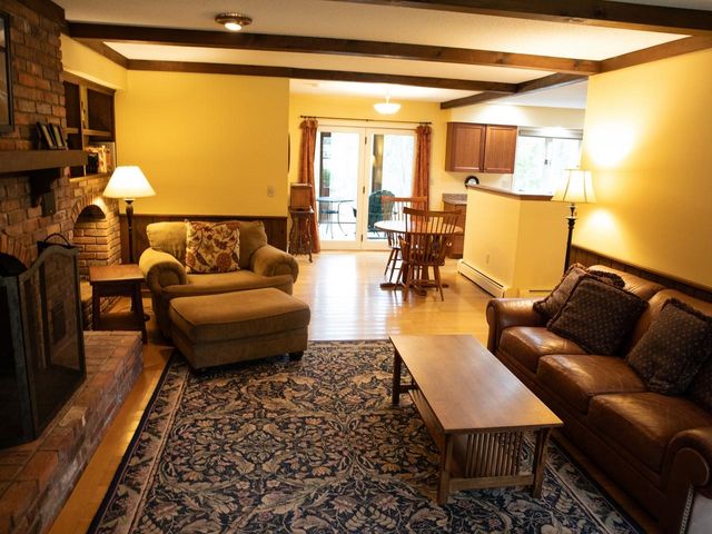 62 Summit Circle, Shelburne, VT 05482