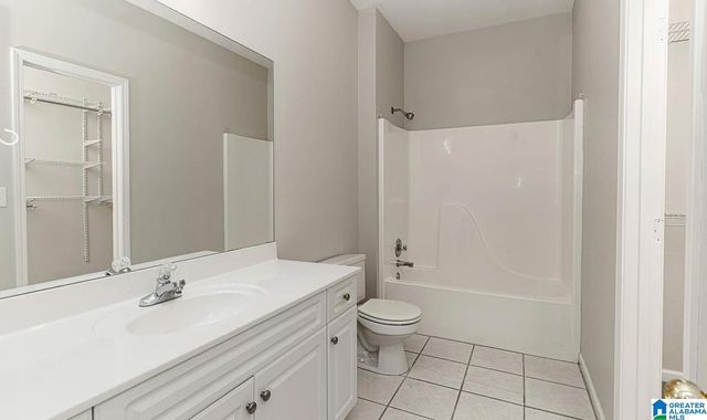 115 CHARLTON LANE, Calera, AL 35040