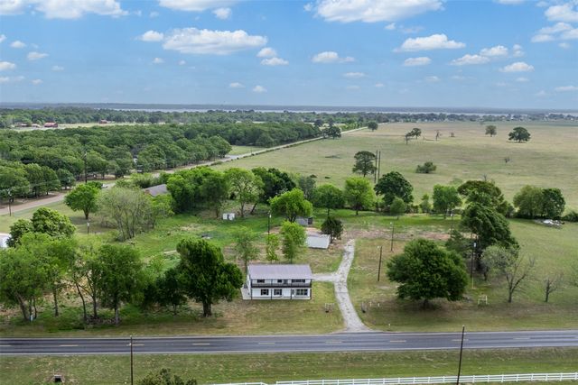 4582 State Highway 274, Trinidad, TX 75163