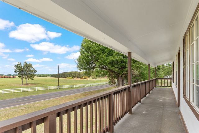 4582 State Highway 274, Trinidad, TX 75163