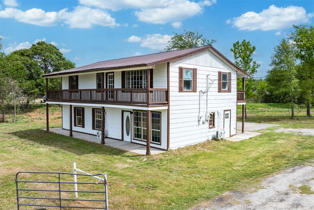 4582 State Highway 274, Trinidad, TX 75163
