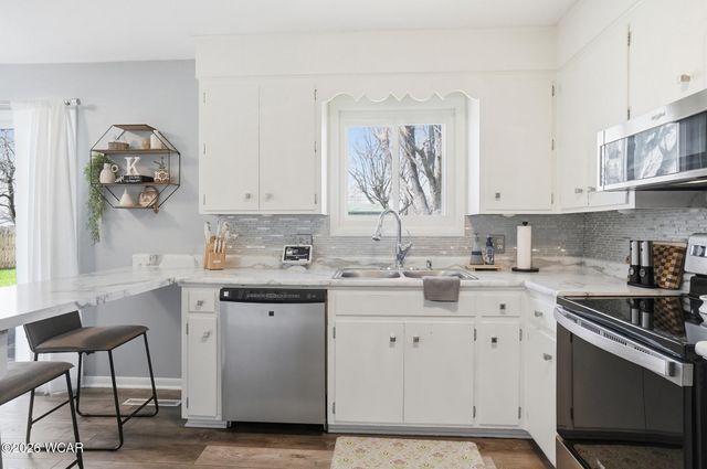 815 N Blackhoof Street, Wapakoneta, OH 45895